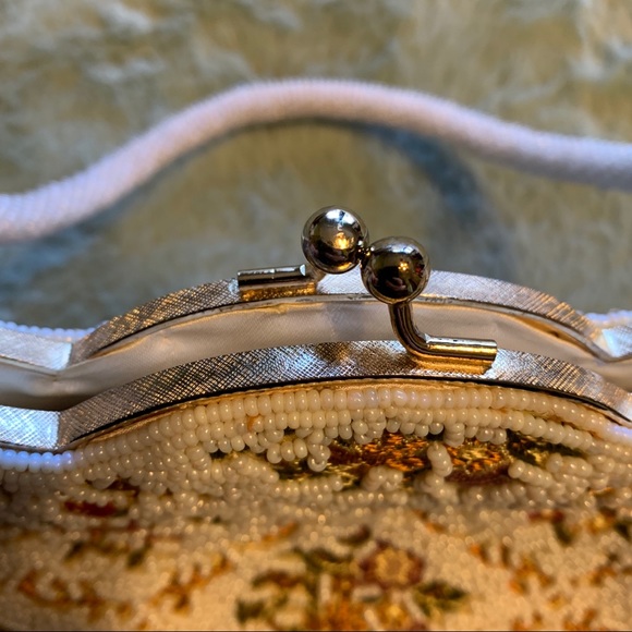 Vintage beaded purse - Picture 9 of 14